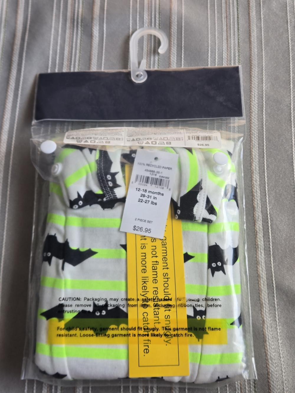 baby GAP Bat Print PJ Set Pajama Set Green Stripes with Black Bats 12-18 mo - Picture 2 of 8